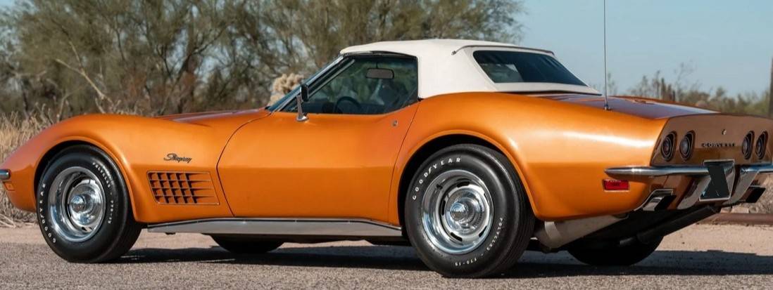 Chevrolet-Corvette-convertible-1971-1