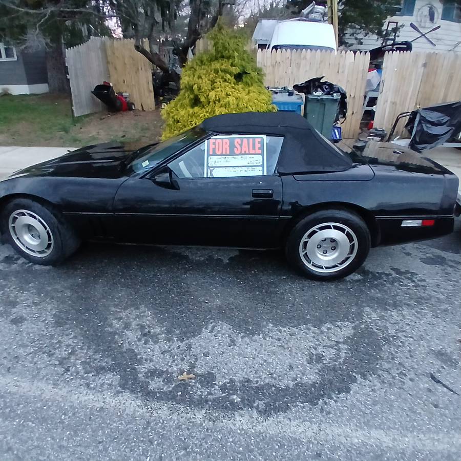 Chevrolet-Corvette-convertible-1987-black-1