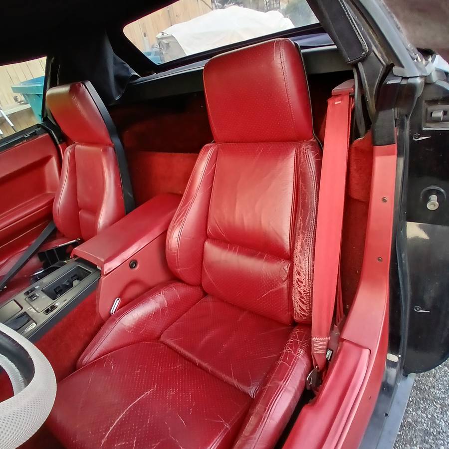 Chevrolet-Corvette-convertible-1987-black-3
