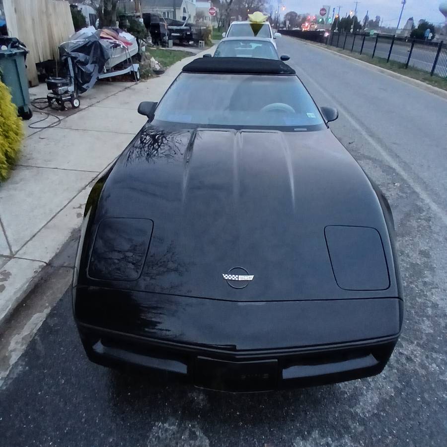 Chevrolet-Corvette-convertible-1987-black-8