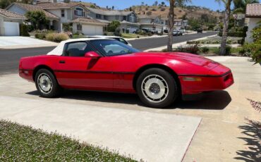 Chevrolet-Corvette-convertible-1987-red
