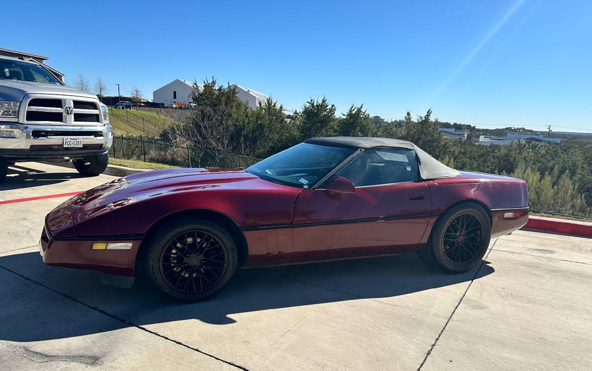 Chevrolet-Corvette-convertible-1990-red-8