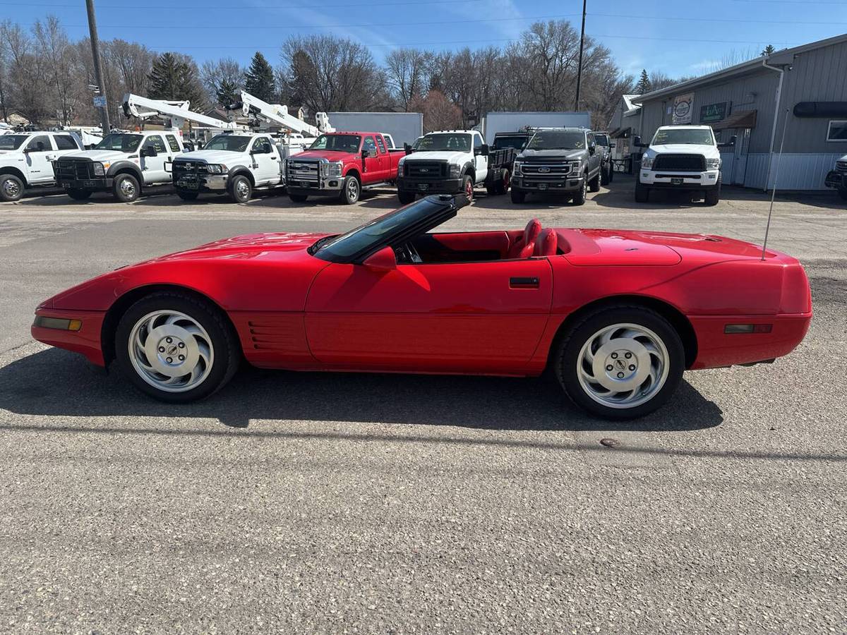 Chevrolet-Corvette-corvette-amp-convertible-1994-red-19