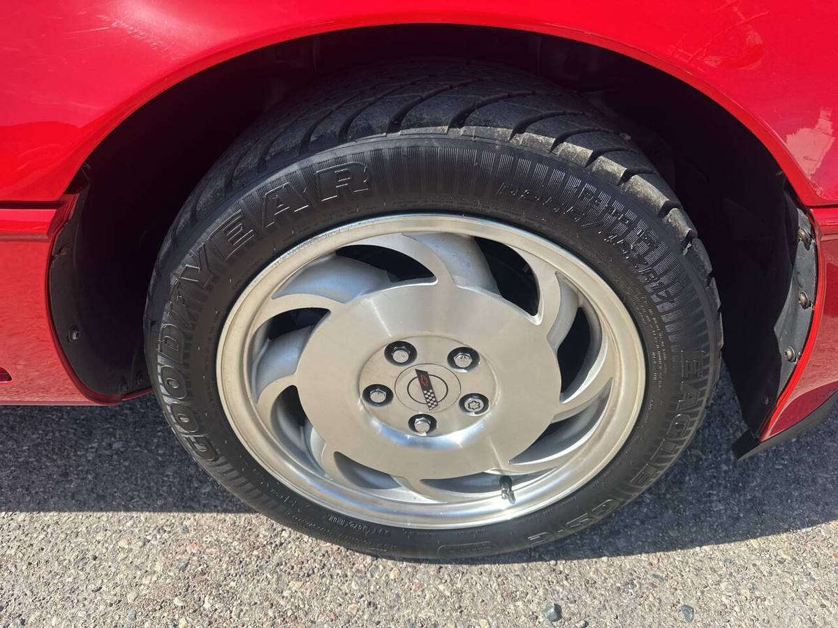 Chevrolet-Corvette-corvette-amp-convertible-1994-red-8