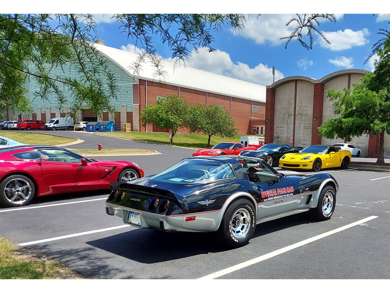 Chevrolet-Corvette-indy-500-pace-car-1978-blacksilver-silver-15