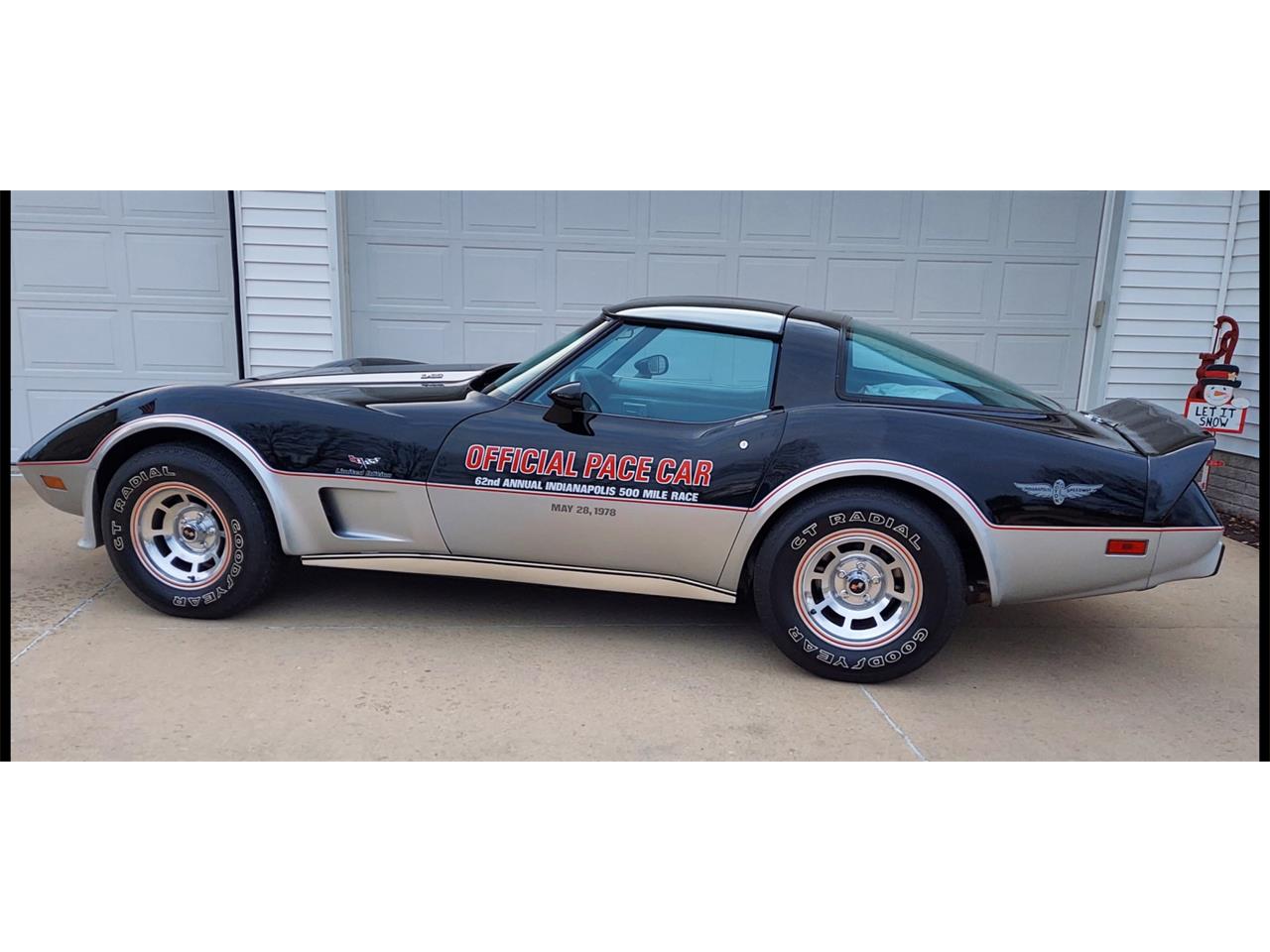 Chevrolet-Corvette-indy-500-pace-car-1978-blacksilver-silver
