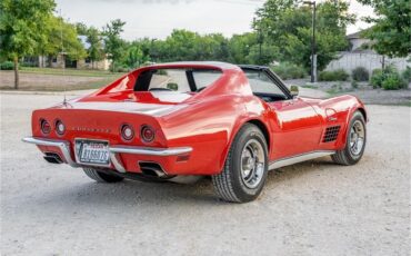 Chevrolet-Corvette-stingray-1971-Red-Black-1