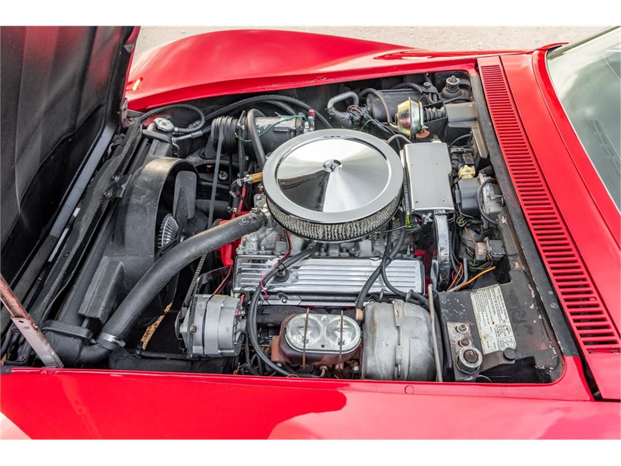 Chevrolet-Corvette-stingray-1971-Red-Black-15