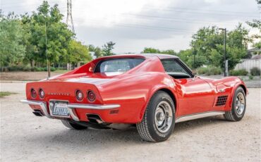 Chevrolet-Corvette-stingray-1971-Red-Black-19