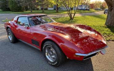 Chevrolet-Corvette-stingray-1971-Red-Black-2