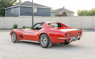 Chevrolet-Corvette-stingray-1971-Red-Black-21