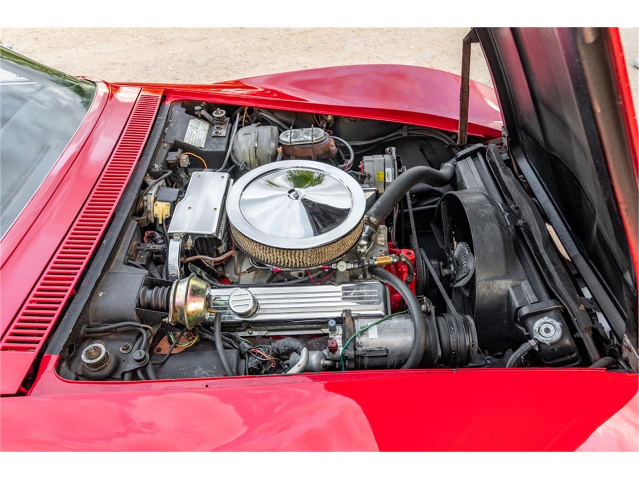 Chevrolet-Corvette-stingray-1971-Red-Black-27