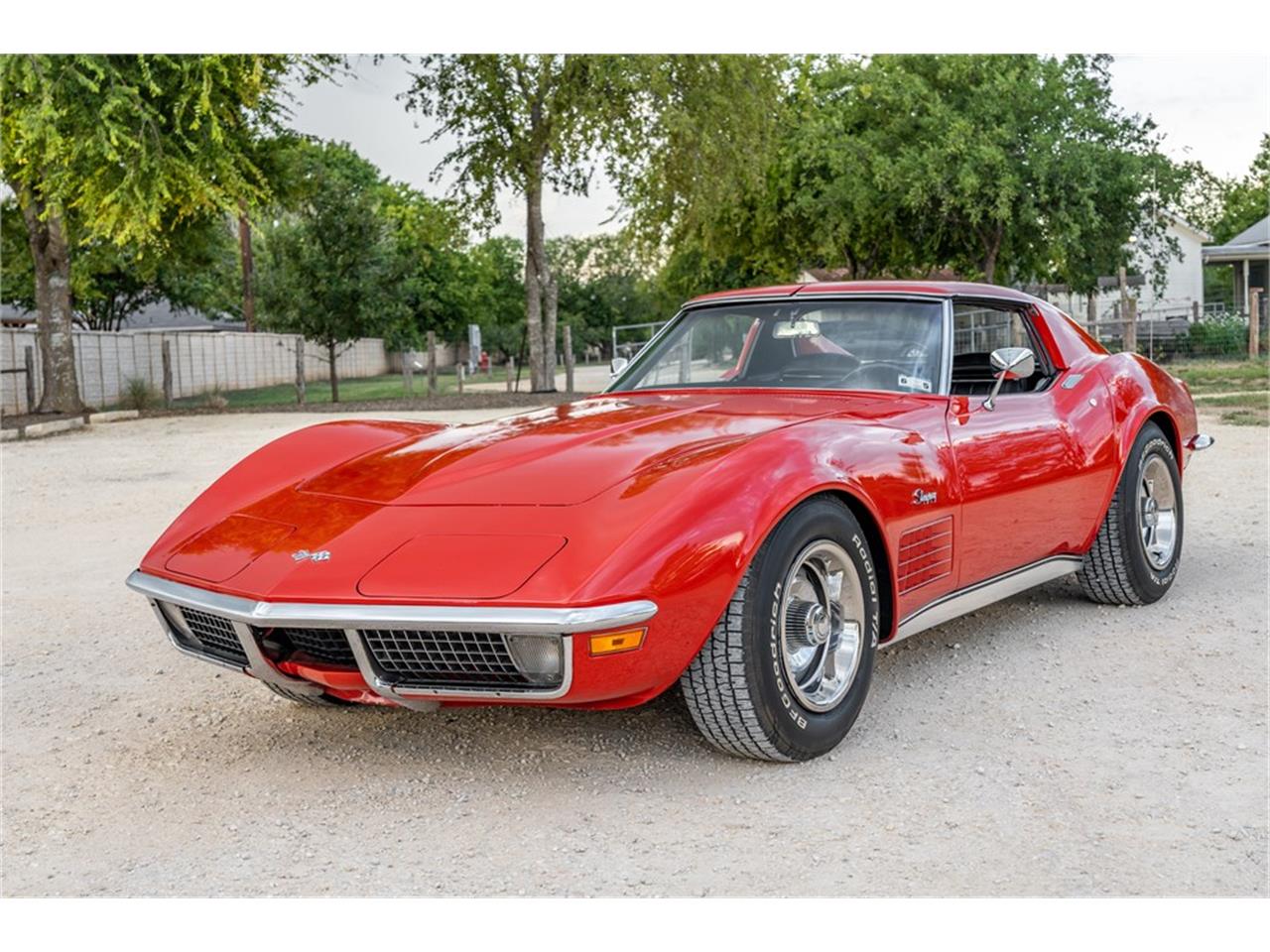 Chevrolet-Corvette-stingray-1971-Red-Black-28
