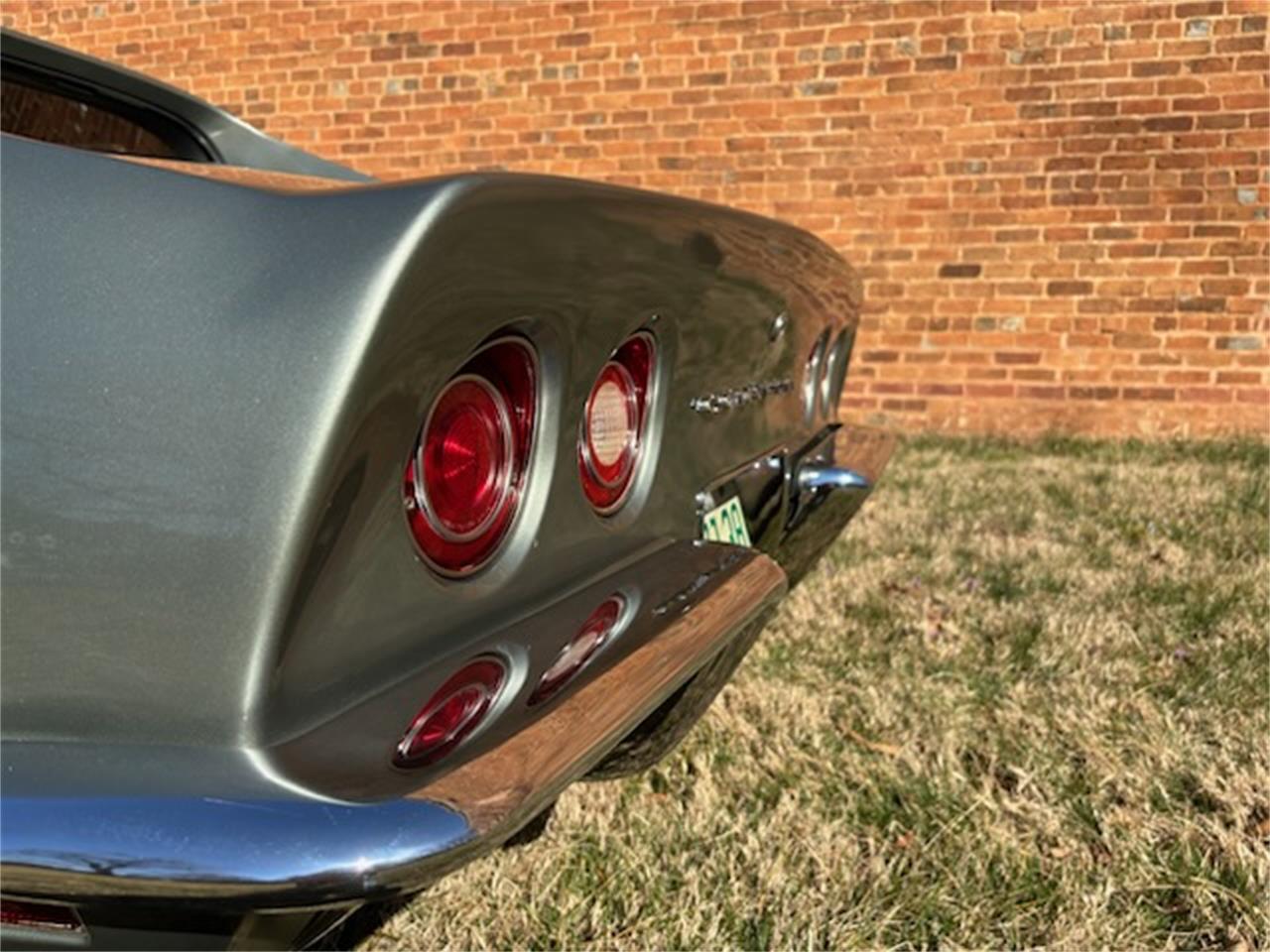 Chevrolet-Corvette-stingray-1971-Steel-Cities-Grey-Black-19