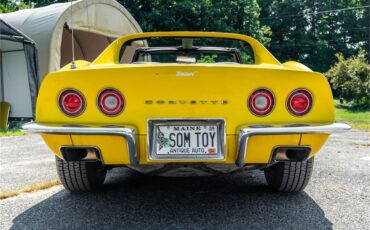 Chevrolet-Corvette-stingray-1971-Sunflower-Yellow-Black-14