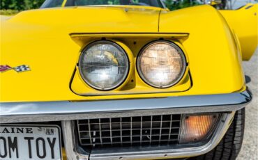 Chevrolet-Corvette-stingray-1971-Sunflower-Yellow-Black-17