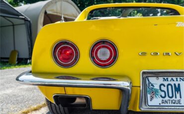Chevrolet-Corvette-stingray-1971-Sunflower-Yellow-Black-18