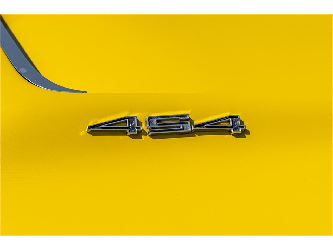 Chevrolet-Corvette-stingray-1971-Sunflower-Yellow-Black-21