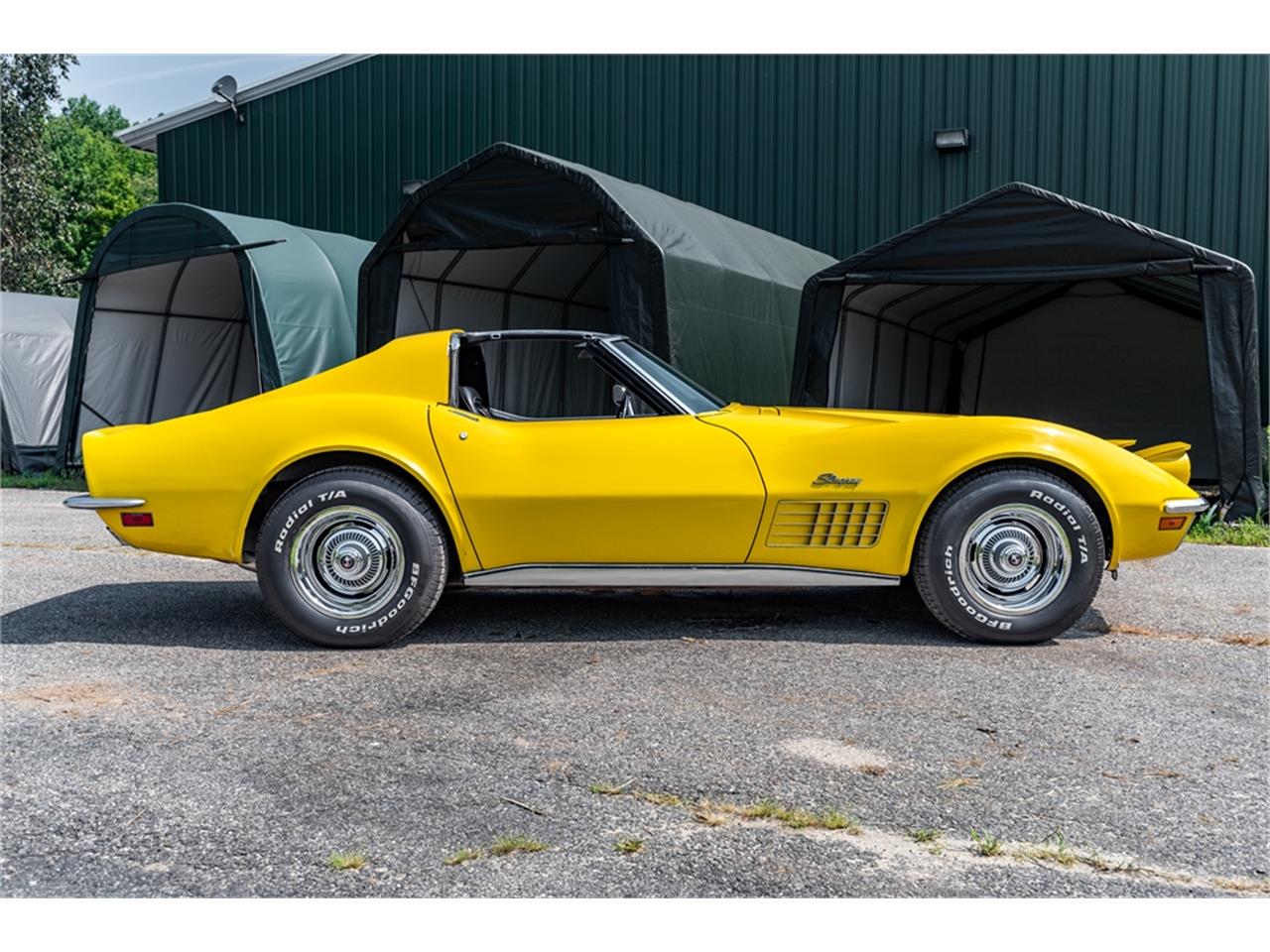 Chevrolet-Corvette-stingray-1971-Sunflower-Yellow-Black-28
