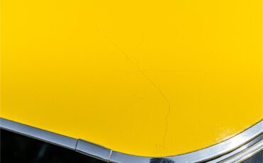 Chevrolet-Corvette-stingray-1971-Sunflower-Yellow-Black-35