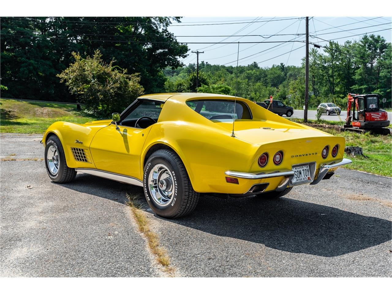 Chevrolet-Corvette-stingray-1971-Sunflower-Yellow-Black-4