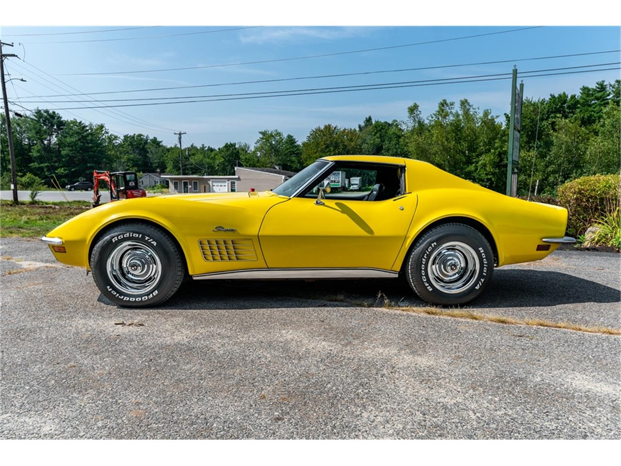 Chevrolet-Corvette-stingray-1971-Sunflower-Yellow-Black-5