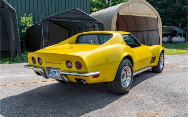 Chevrolet-Corvette-stingray-1971-Sunflower-Yellow-Black-6