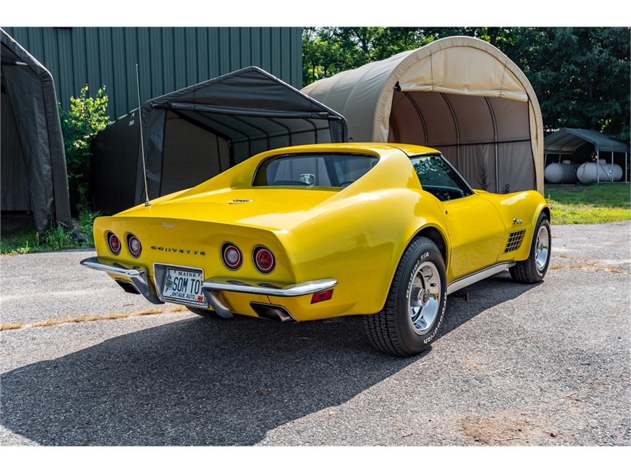 Chevrolet-Corvette-stingray-1971-Sunflower-Yellow-Black-6