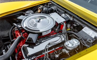 Chevrolet-Corvette-stingray-1971-Sunflower-Yellow-Black-67