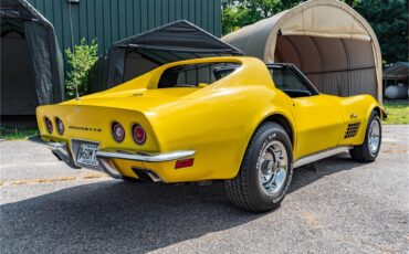 Chevrolet-Corvette-stingray-1971-Sunflower-Yellow-Black-7