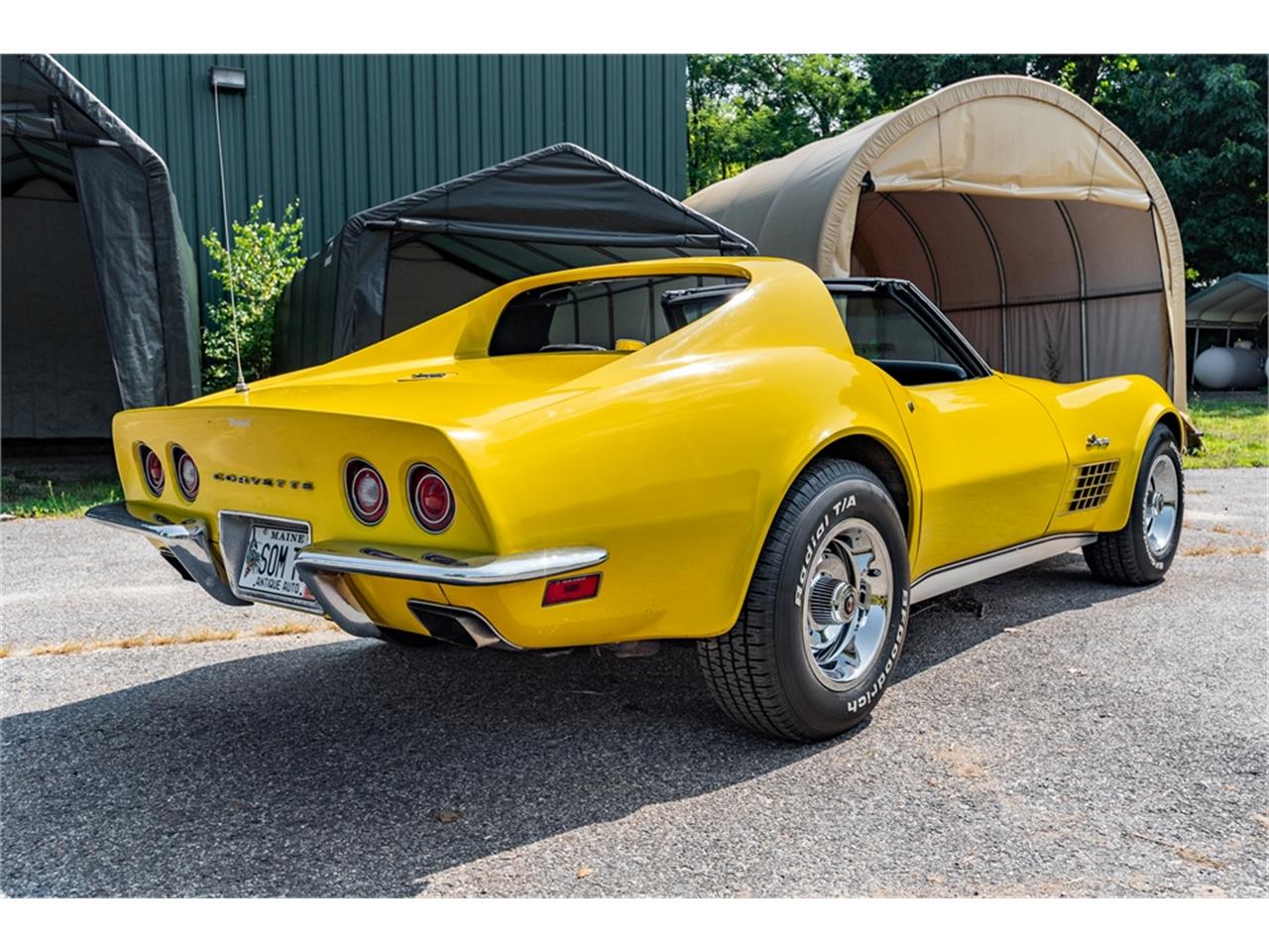 Chevrolet-Corvette-stingray-1971-Sunflower-Yellow-Black-7