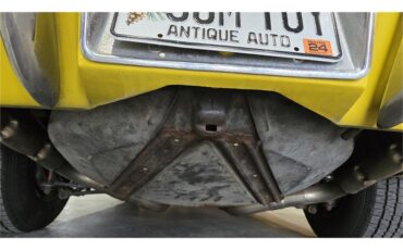Chevrolet-Corvette-stingray-1971-Sunflower-Yellow-Black-72