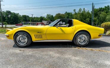 Chevrolet-Corvette-stingray-1971-Sunflower-Yellow-Black-78