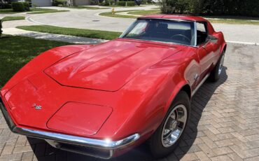 Chevrolet-Corvette-stingray-1972-Mille-Miglia-Red-Black-with-wood-trim