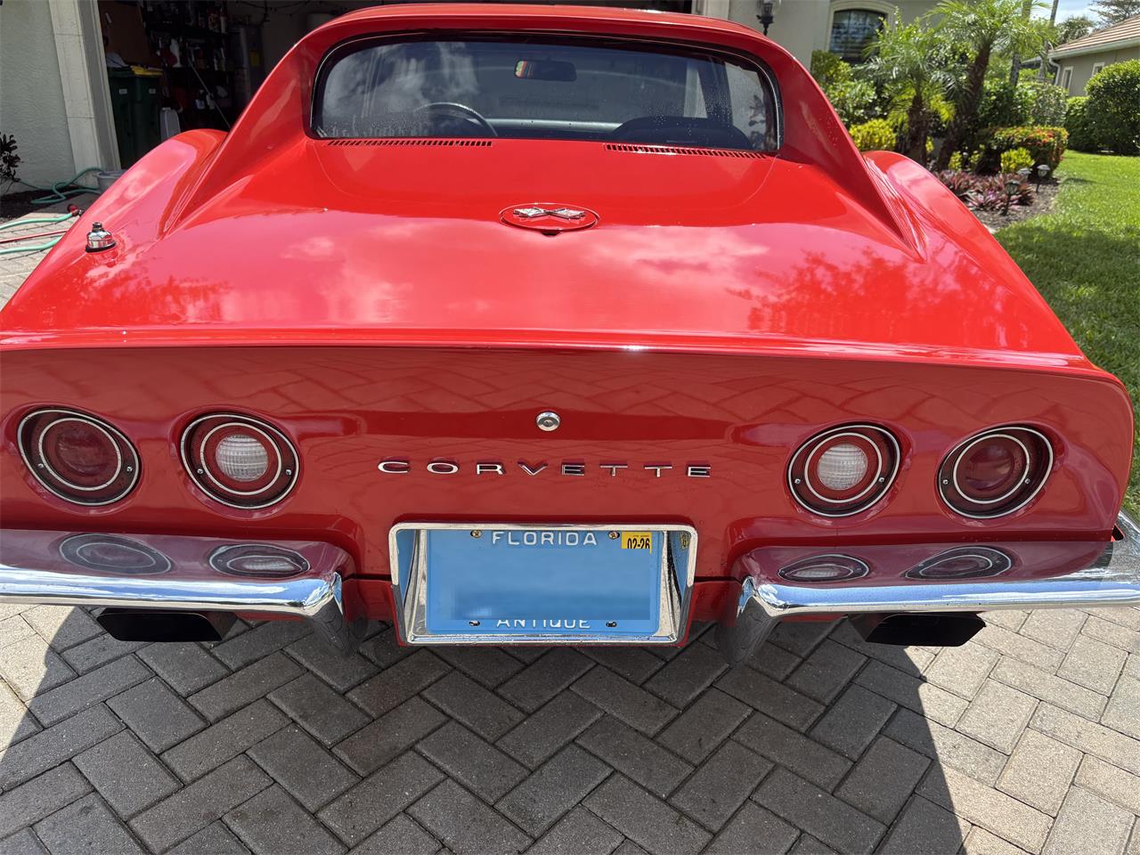 Chevrolet-Corvette-stingray-1972-Mille-Miglia-Red-Black-with-wood-trim-4