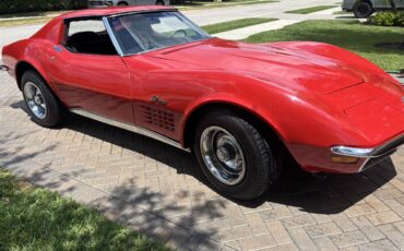 Chevrolet-Corvette-stingray-1972-Mille-Miglia-Red-Black-with-wood-trim-6