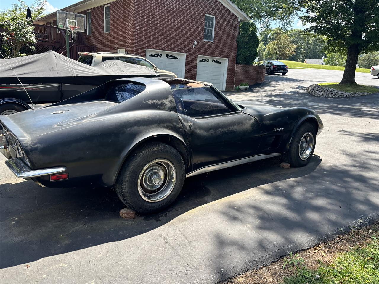 Chevrolet-Corvette-stingray-1973-Black-Tan-6