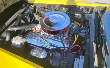 Chevrolet-Corvette-stingray-1973-Yellow-Black-30