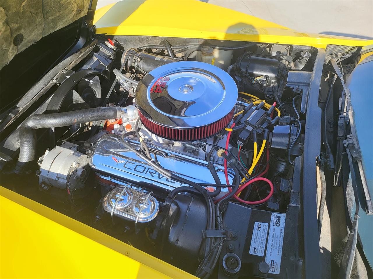 Chevrolet-Corvette-stingray-1973-Yellow-Black-30
