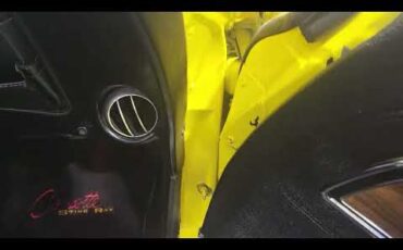 Chevrolet-Corvette-stingray-1973-Yellow-Black