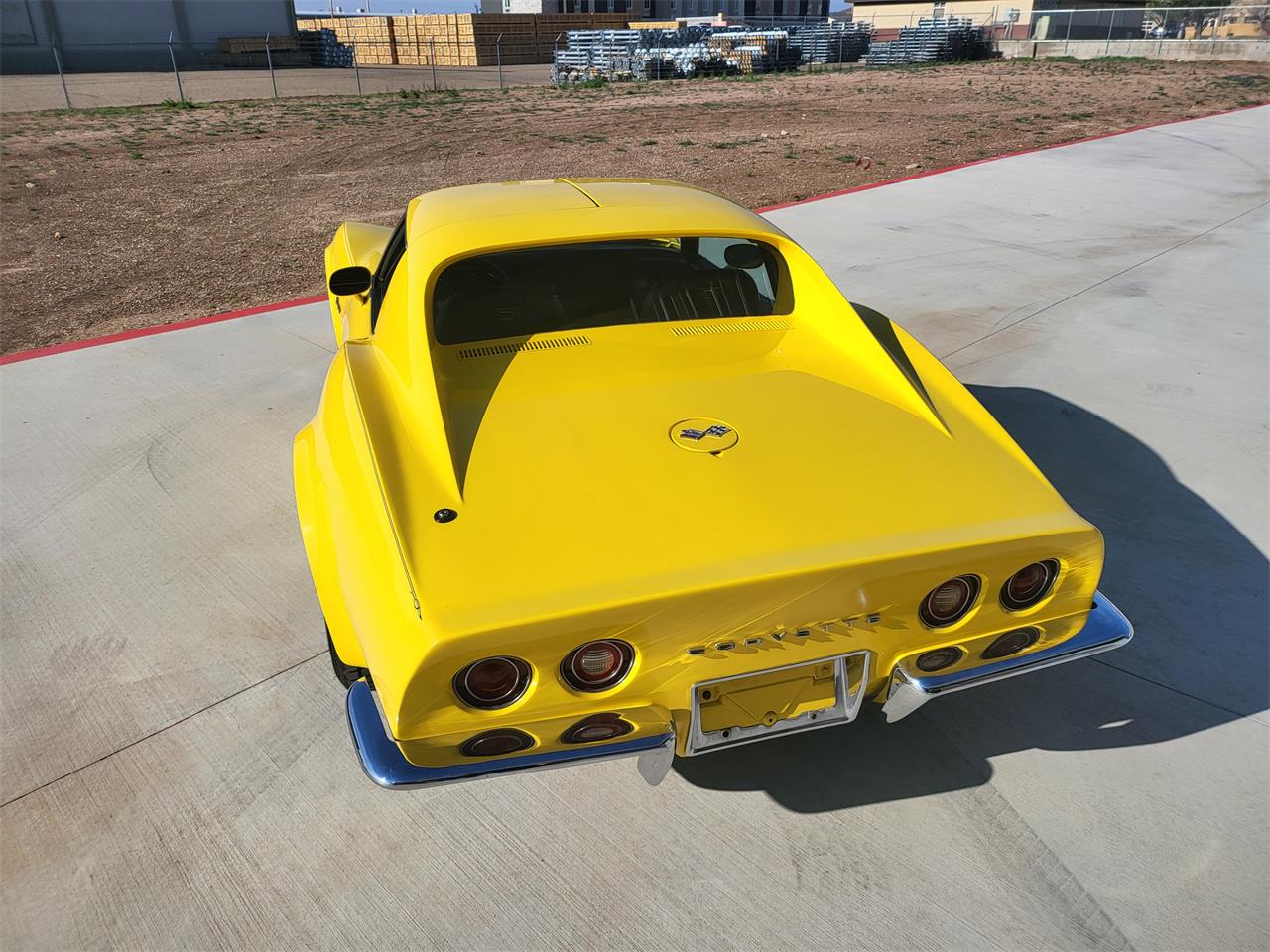 Chevrolet-Corvette-stingray-1973-Yellow-Black-5