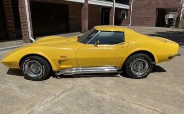 Chevrolet-Corvette-stingray-1973-Yellow-Dark-Saddle-Leather-10