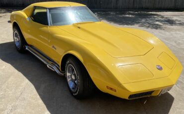Chevrolet-Corvette-stingray-1973-Yellow-Dark-Saddle-Leather-8
