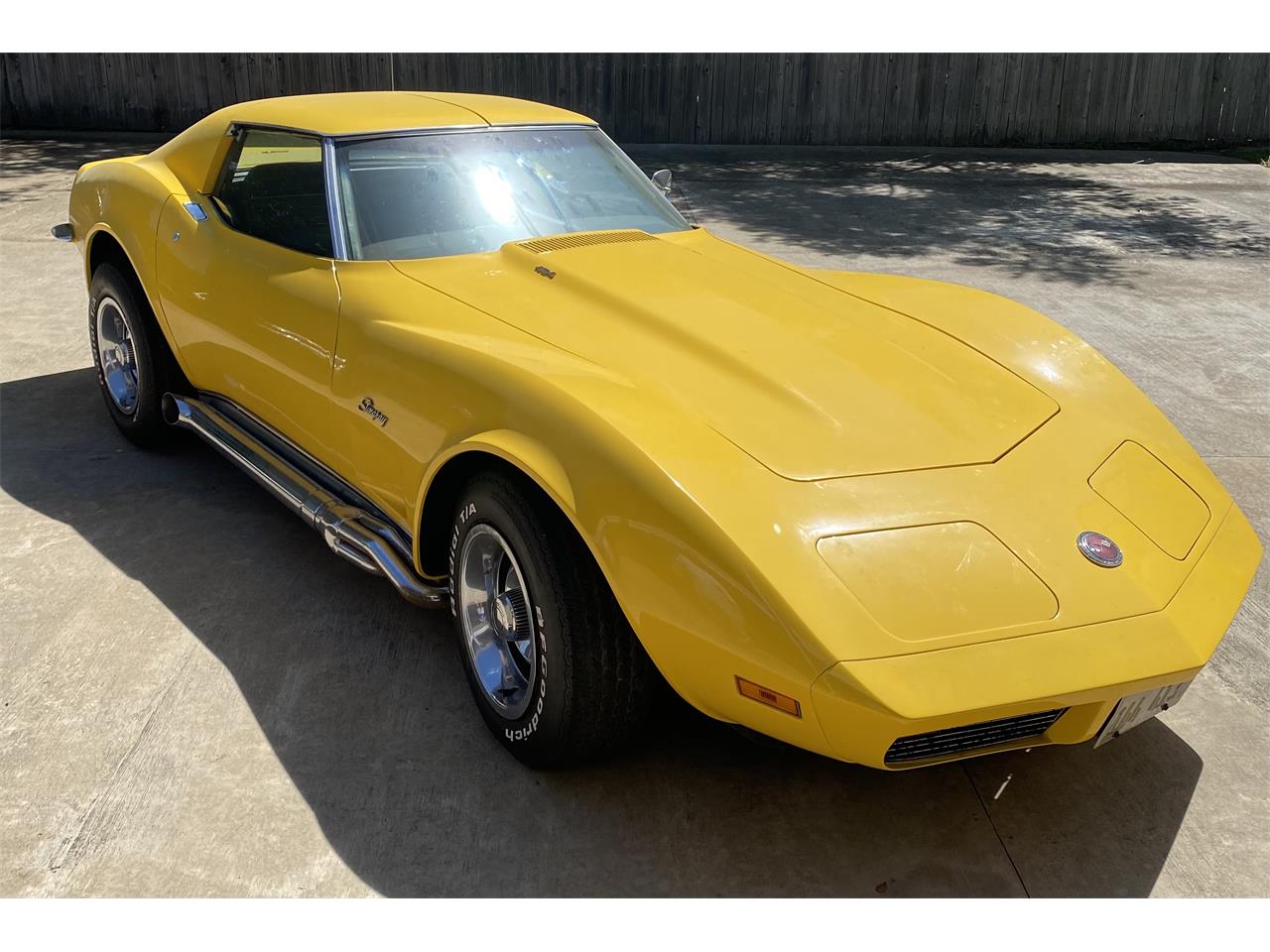 Chevrolet-Corvette-stingray-1973-Yellow-Dark-Saddle-Leather-8