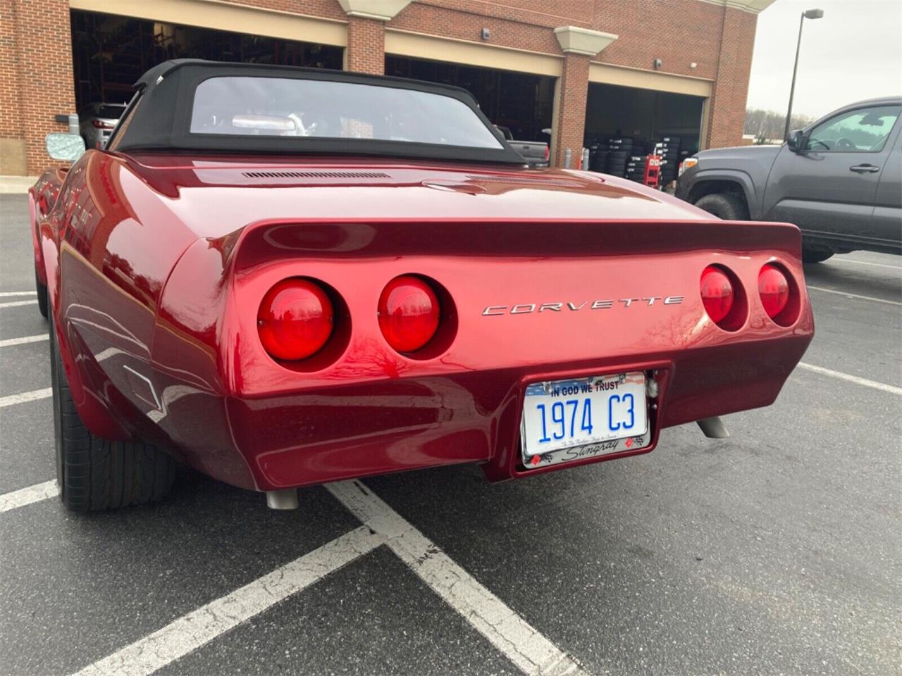 Chevrolet-Corvette-stingray-1974-Candy-Apple-Red-Black-10