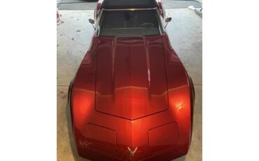 Chevrolet-Corvette-stingray-1974-Candy-Apple-Red-Black-4