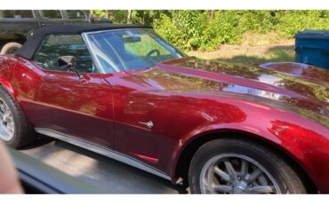 Chevrolet-Corvette-stingray-1974-Candy-Apple-Red-Black-5