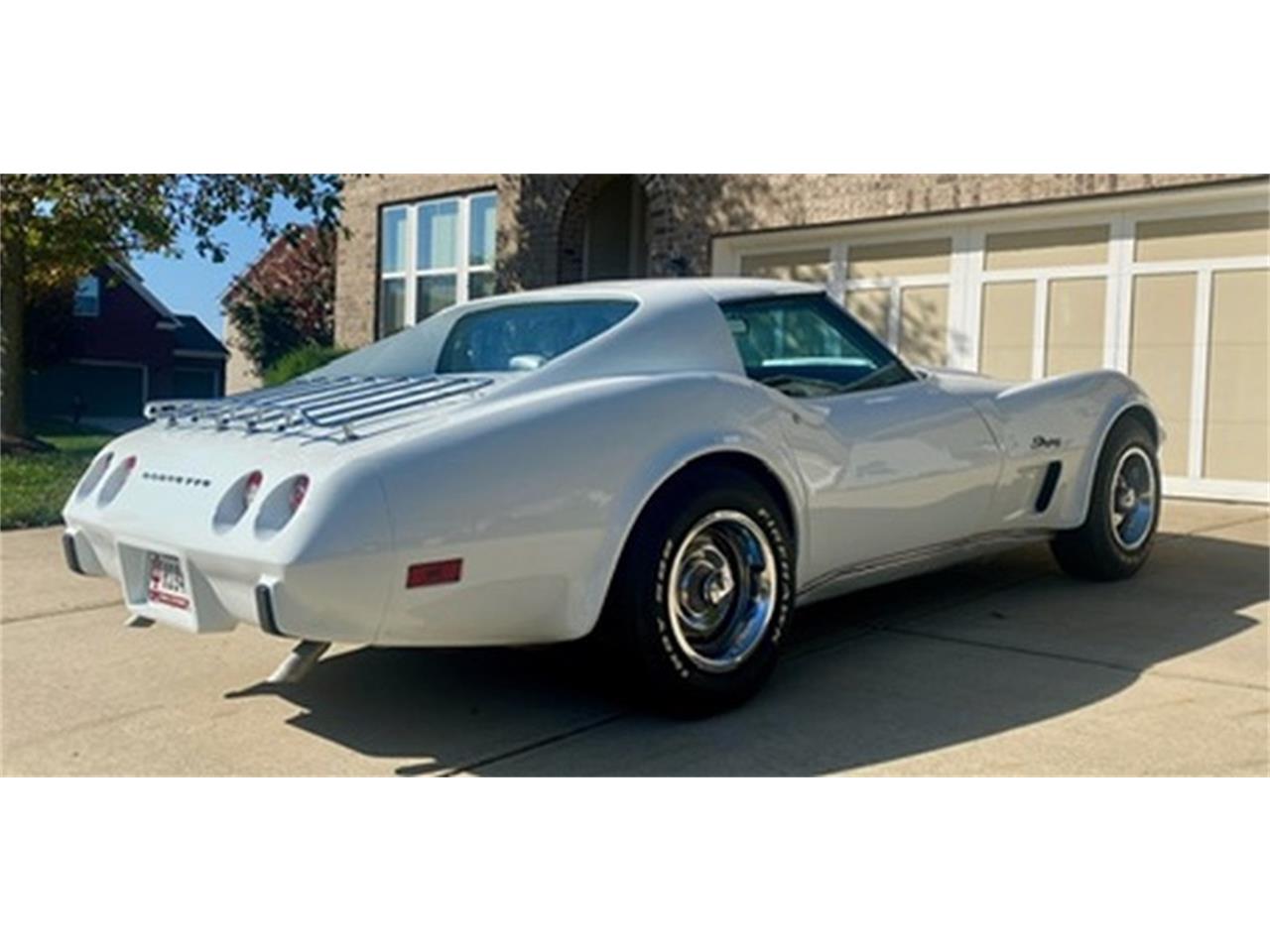 Chevrolet-Corvette-stingray-1975-Classic-White-Silver-13