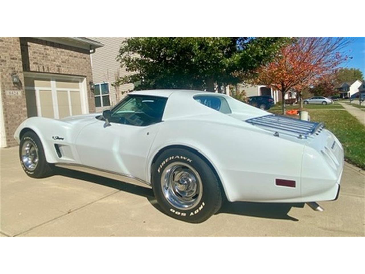 Chevrolet-Corvette-stingray-1975-Classic-White-Silver-17