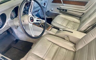Chevrolet-Corvette-stingray-1975-Classic-White-Silver-25